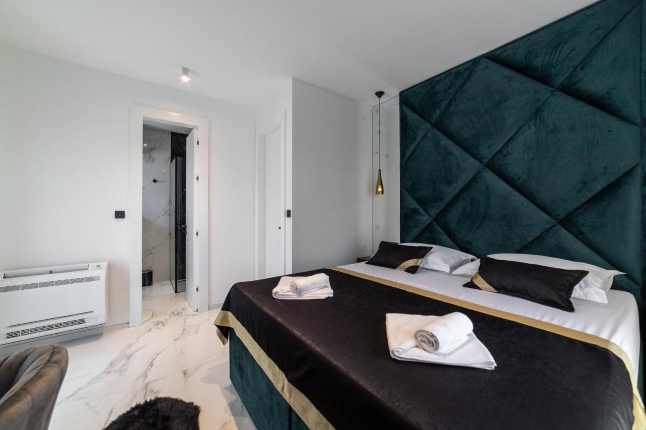 Apartment Luxury Penthouse Vagabundo Trogir